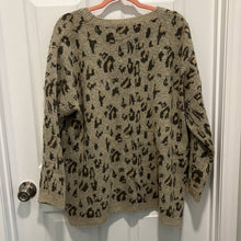 Load image into Gallery viewer, Large Easel Neutral Tone Leopard Animal Print Long Sleeve Sweater
