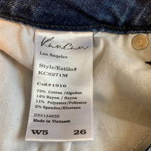 Load image into Gallery viewer, Size 5 KanCan High Rise Distressed Skinny Jeans
