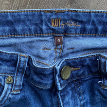 Load image into Gallery viewer, Size 4 Kut From The Kloth Medium Rise Straight Leg Jeans
