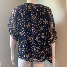 Load image into Gallery viewer, Large Madewell Memento Blue Ruffle Sleeve Floral Top
