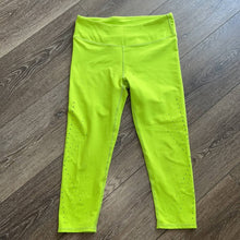 Load image into Gallery viewer, Small Fabletics Angela Capri Perforated Lime Green Cropped Leggings
