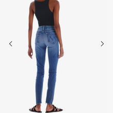 Load image into Gallery viewer, Size 24 MOTHER THE LOOKER Where Is My Mind? High Rise Skinny Jeans
