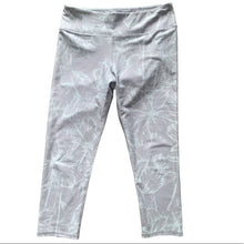 Load image into Gallery viewer, Medium Fabletics Gray Floral Cropped Leggings
