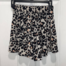 Load image into Gallery viewer, XS Show Me Your Mumu White Leopard Carlos Swing Shorts
