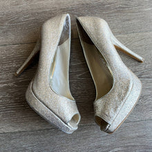 Load image into Gallery viewer, Size 7 Steve Madden Gold Glitter Sparkly Peep Toe Heels
