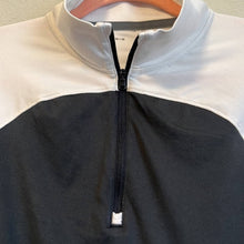 Load image into Gallery viewer, Medium Under Armour Black &amp; White Quarter Zip Pull Over Shirt
