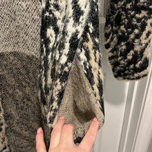 Load image into Gallery viewer, Artistic Works By Lu NWT Neutral Tone Super Soft Animal Print Long Cardigan
