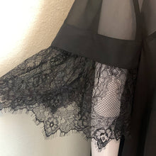 Load image into Gallery viewer, Size 3XL Worthington NWOT Black Short Sleeve Lace Blouse
