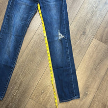 Load image into Gallery viewer, Size 2 KUT From The Kloth Catherine Boyfriend Fit Denim Jeans
