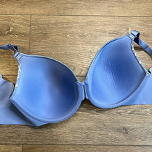 Load image into Gallery viewer, SIze 40D Soma Plus Size Periwinkle Blue Vanishing Back Fc Lace Trim Bra
