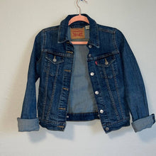 Load image into Gallery viewer, XS Levi’s Dark Wash Denim Trucker Jean Jacket
