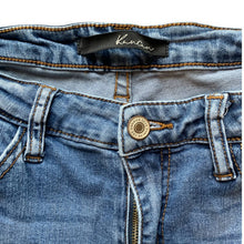 Load image into Gallery viewer, Size 29 Kancan Mid-Rise Skinny Stretch Jeans
