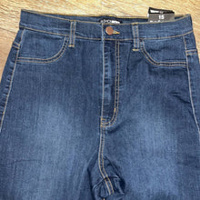 Load image into Gallery viewer, Size 15 Fashion Nova NWT Classic High Waist Skinny Jeans Dark Wash Denim
