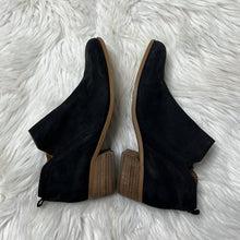 Load image into Gallery viewer, Sz 7.5 Franco Sarto Black Pointed Toe Suede Ankle Booties
