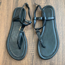 Load image into Gallery viewer, Size 8 Wide ASOS DESIGN NWOT Wide Fit Black Fulfil hardware flat sandals
