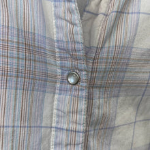 Load image into Gallery viewer, Large Wrangler Blues Vintage Cotton Sleeveless Plaid Pearl Snap Button Up Shirt
