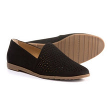 Load image into Gallery viewer, Sz 7.5 Franco Sarto Black Factor Flats
