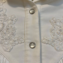 Load image into Gallery viewer, XS Vintage Western Collection Styles White Fringe Pearl Snap Button Up Rodeo Shirt
