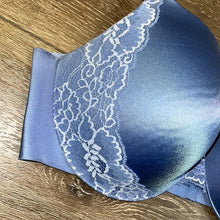 Load image into Gallery viewer, SIze 40D Soma Plus Size Periwinkle Blue Vanishing Back Fc Lace Trim Bra
