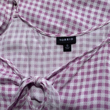 Load image into Gallery viewer, 0X Torrid SOPHIE - PURPLE GINGHAM TIE-FRONT CAMI
