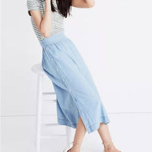 Load image into Gallery viewer, Size 2 Madewell Indigo Side Button Chambray Button Down Skirt
