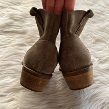 Load image into Gallery viewer, Sz 6.5 Madewell 1937 Barnwood Ankle Suede Leather Boots Booties Olive Green
