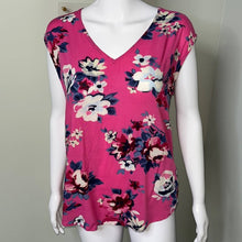 Load image into Gallery viewer, Medium Old Navy Hot Pink Floral Sleeveless V-Neck Top
