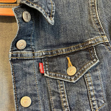 Load image into Gallery viewer, XS Levi’s Dark Wash Denim Trucker Jean Jacket
