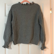 Load image into Gallery viewer, Medium Madewell Gray Ruffle-Neck Pullover Sweater in Cotton-Merino Yarn
