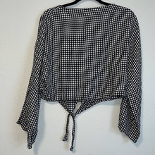 Load image into Gallery viewer, Size 2 Topshop Black &amp; White Gingham Print Tie Top
