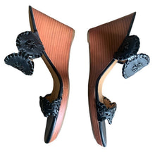 Load image into Gallery viewer, Size 8 Jack Rogers Black Strap Sandal Wedge
