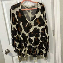 Load image into Gallery viewer, Medium Show Me Your Mumu Oversized Hug Me Sweater Wild Cat Knit
