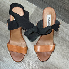 Load image into Gallery viewer, Size 6.5 Steve Madden Roper Platform Cork Wedge Heels
