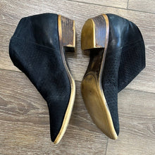 Load image into Gallery viewer, Sz 10.5 Lucky Brand Black Perforated Side Zip Heeled Ankle Booties
