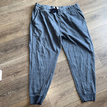 Load image into Gallery viewer, Sz XXL Old Navy Men’s Plus Size Grey Tapered Street Joggers
