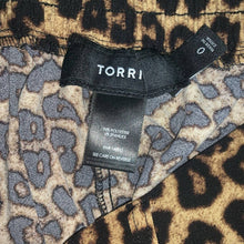 Load image into Gallery viewer, Sz 0X Torrid LEOPARD CREPE WIDE LEG PANT
