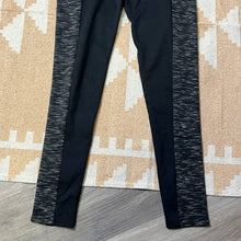 Load image into Gallery viewer, Size Small PINK Black &amp; Gray Leggings
