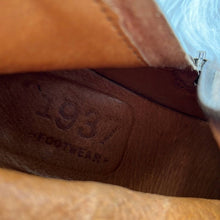 Load image into Gallery viewer, Sz 6.5 Madewell 1937 Barnwood Ankle Suede Leather Boots Booties Olive Green
