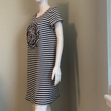 Load image into Gallery viewer, Size Large Kate Spade Navy &amp; White Stripped T-Shirt Dress with Flower On Front
