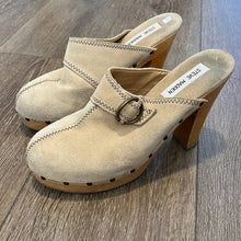 Load image into Gallery viewer, Size 9B Steve Madden Beige Faris Leather Platform Slip On Clog Heels
