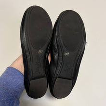 Load image into Gallery viewer, Sz 7 Lucky Brand Basic Black Ballet Flats

