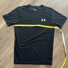 Load image into Gallery viewer, Size XL Under Armour Heat Gear Black T-Shirt
