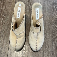 Load image into Gallery viewer, Size 9B Steve Madden Beige Faris Leather Platform Slip On Clog Heels
