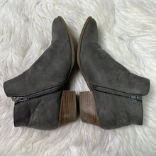 Load image into Gallery viewer, Sz 8 Charlotte Russe Gray Suede Pointy Toe Ankle Booties
