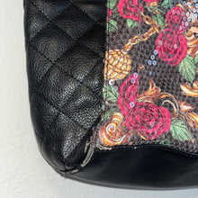 Load image into Gallery viewer, Betsey Johnson Black Leopard Floral Print Sequin Purse With Heart Key Chain
