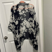 Load image into Gallery viewer, One Size Anthropologie Elevenses Silk Palolem Chiffon Navy White Floral Kimono
