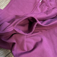 Load image into Gallery viewer, Large Fabletics Purple Cropped Leggings
