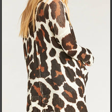 Load image into Gallery viewer, Medium Show Me Your Mumu Oversized Hug Me Sweater Wild Cat Knit
