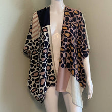 Load image into Gallery viewer, One Size Marcus Adler NWOT Navy Pink Cream &amp; Yellow Leopard Print Patchwork Kimono
