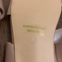 Load image into Gallery viewer, Size 6.5 Lulu’s NWOT Decker Nude Slide Sandals
